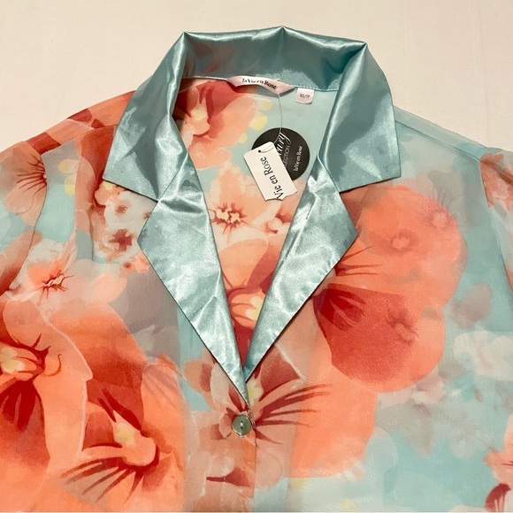La Vie En Rose Floral Satin Button-Up Blouse Size XS - Picture 2 of 16